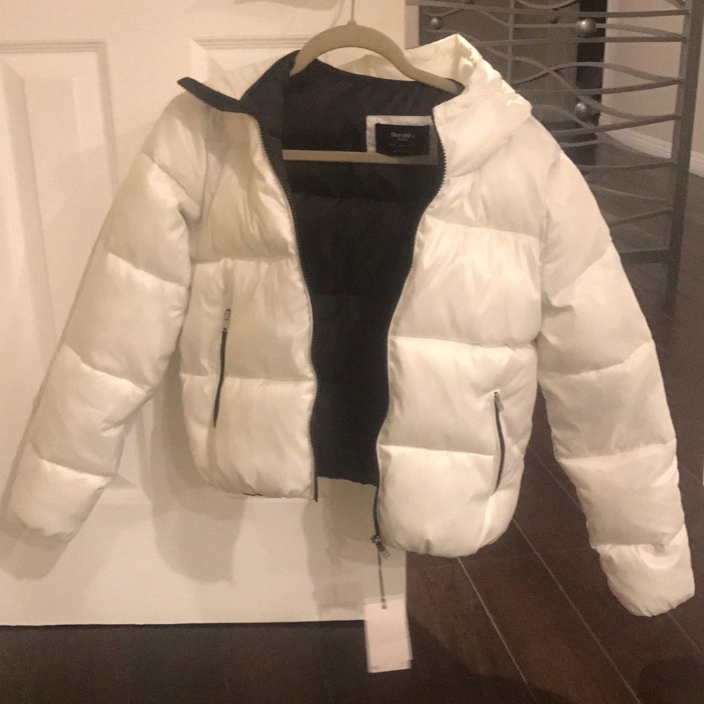 White jacket - Picture 5 of 5
